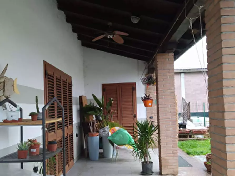 Immagine 6 di Casa bifamiliare in vendita  in Via Petrarca a Mapello