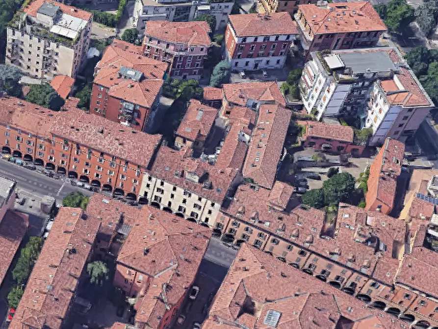 Immagine 6 di Negozio in vendita  in Via Mazzini  a Bologna