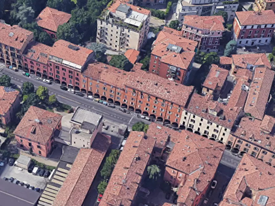 Immagine 7 di Negozio in vendita  in Via Mazzini  a Bologna