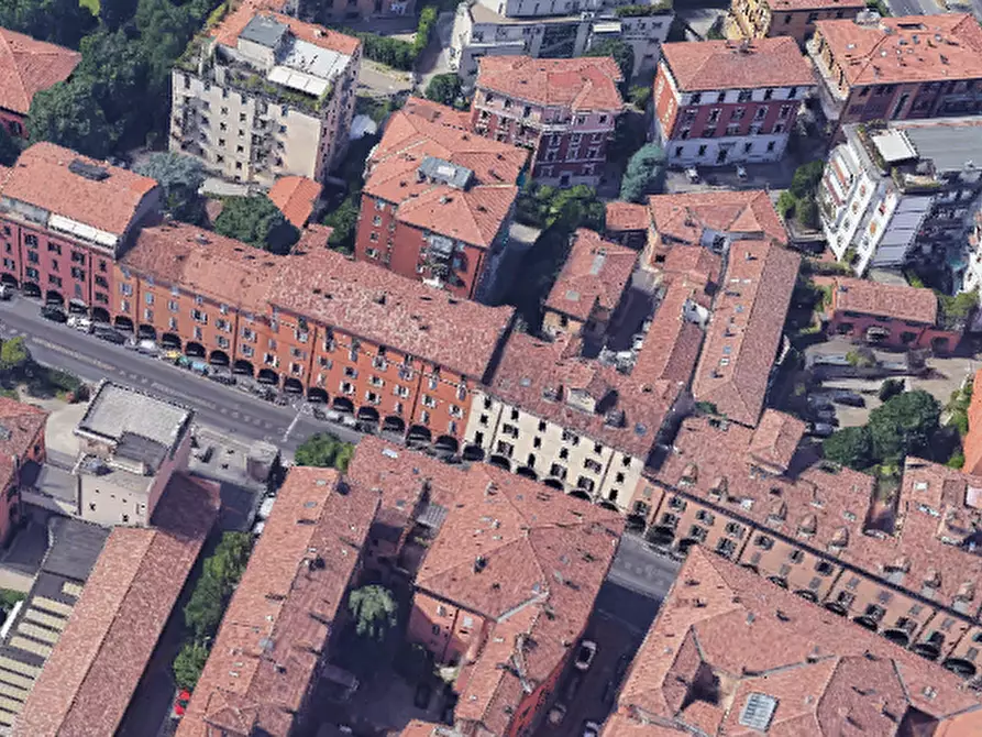 Immagine 8 di Negozio in vendita  in Via Mazzini  a Bologna