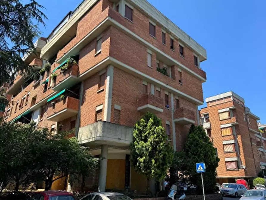 Immagine 2 di Negozio in vendita  in Via kennedy a San Lazzaro Di Savena