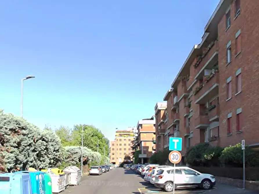 Immagine 9 di Negozio in vendita  in Via kennedy a San Lazzaro Di Savena