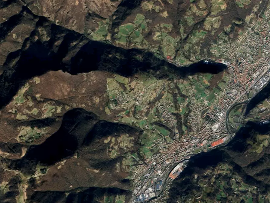 Immagine 5 di Terreno edificabile in vendita  in Via Don Bossetti a Gazzaniga