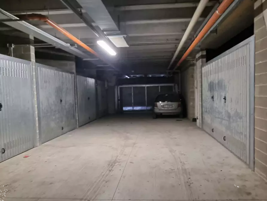 Immagine 5 di Garage in vendita  in Via delle Maschere Bergamasche a Martinengo
