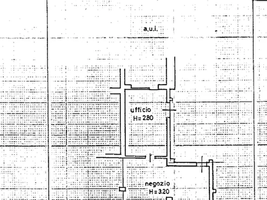 Immagine 17 di Negozio in vendita  in via Trieste a Covo