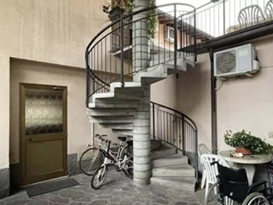 Immagine 1 di Laboratorio in vendita  in via Trieste a Covo