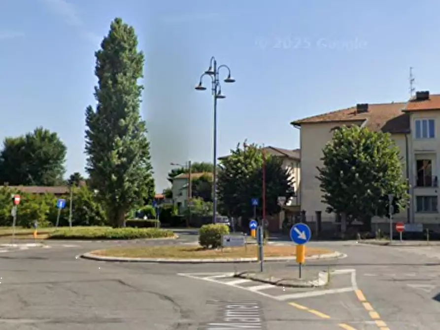 Immagine 11 di Appartamento in vendita  in Via Goffredo Mameli  a Romano Di Lombardia