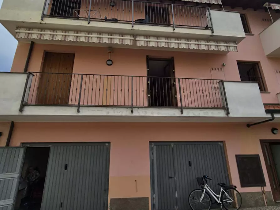 Immagine 1 di Appartamento in vendita  in Via Stadio a Romano Di Lombardia