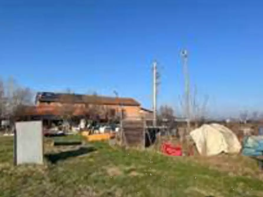 Immagine 6 di Rustico / casale in vendita  in Via R. Formentini a Reggio Nell'emilia