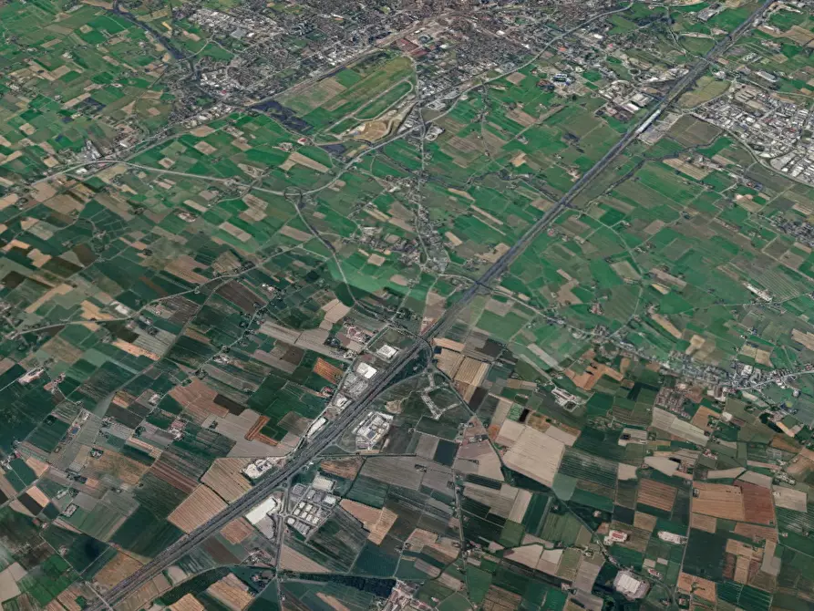 Immagine 15 di Rustico / casale in vendita  in Via R. Formentini a Reggio Nell'emilia