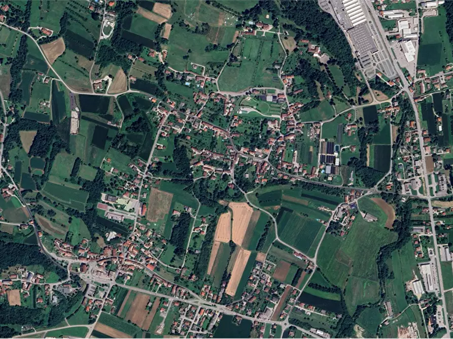 Immagine 24 di Porzione di casa in vendita  in Via Savorgnan a Cassacco