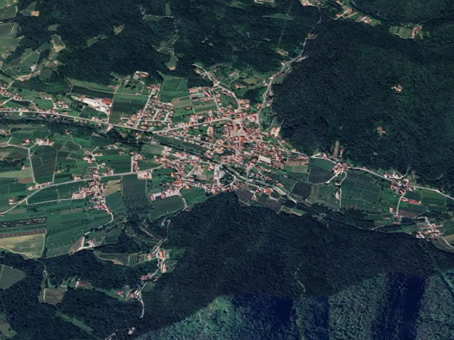 Immagine 12 di Appartamento in vendita  in Via Divisione Julia a Faedis