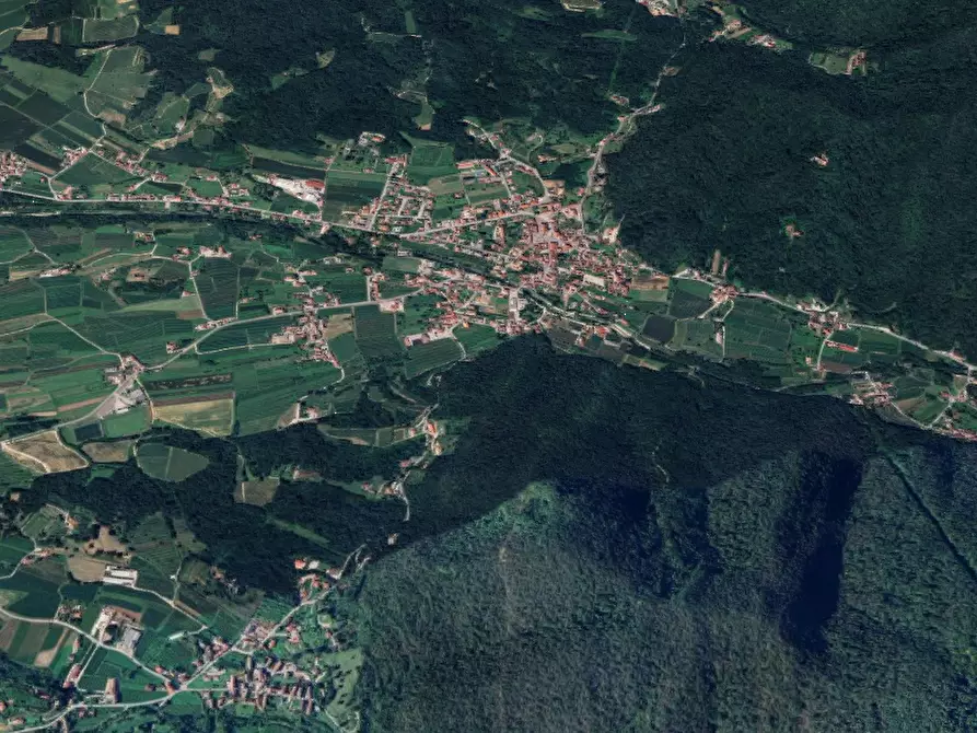 Immagine 13 di Appartamento in vendita  in Via Divisione Julia a Faedis