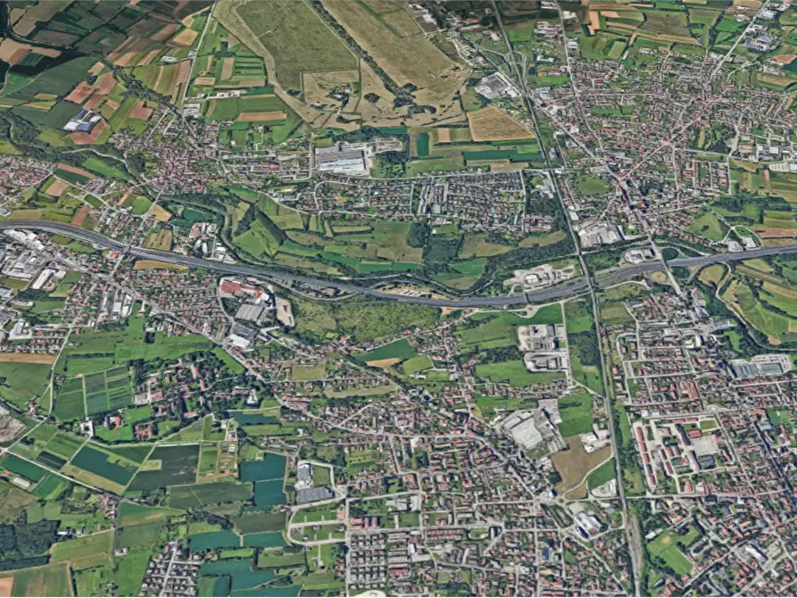 Immagine 11 di Garage in vendita  in Via delle Rose a Campoformido