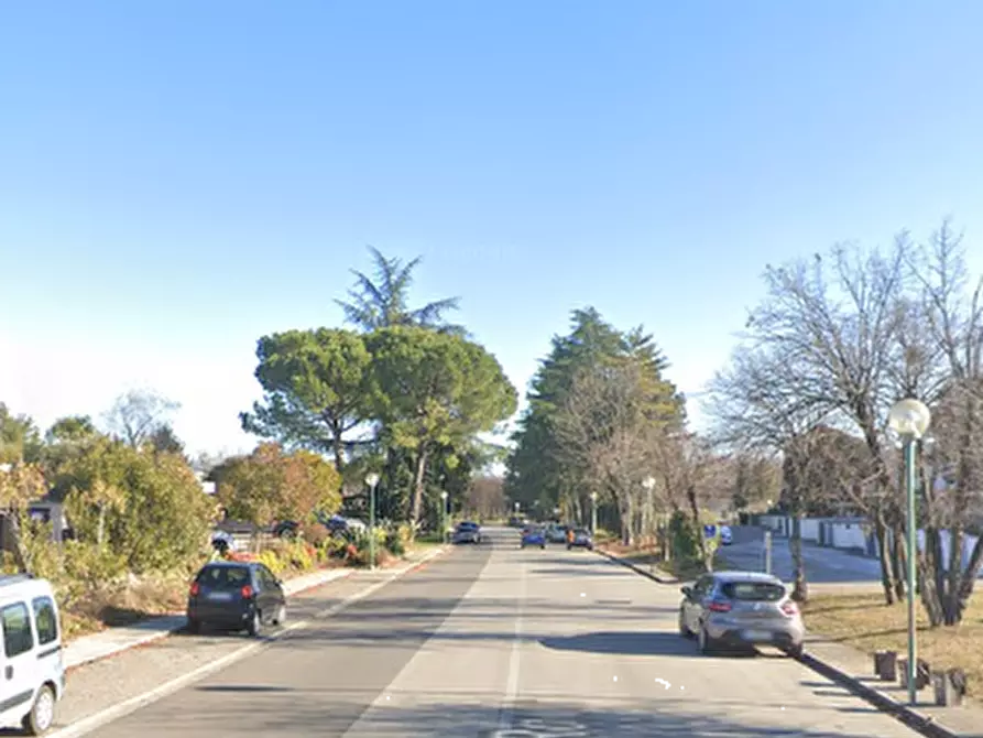 Immagine 3 di Garage in vendita  in Via delle Rose a Campoformido