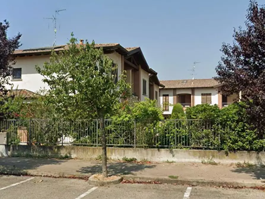 Immagine 6 di Villetta a schiera in vendita  in Via Leonardo Da Vinci a Travacò Siccomario