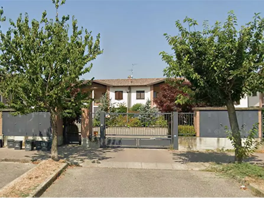 Immagine 3 di Villetta a schiera in vendita  in Via Leonardo Da Vinci a Travacò Siccomario