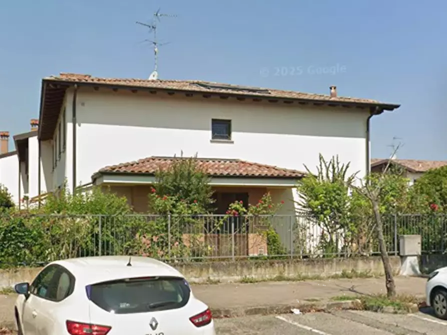 Immagine 7 di Villetta a schiera in vendita  in Via Leonardo Da Vinci a Travacò Siccomario