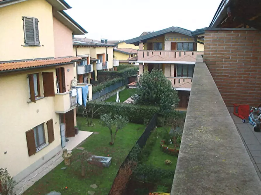 Immagine 5 di Appartamento in vendita  in Via Barone E. Leonino a Truccazzano