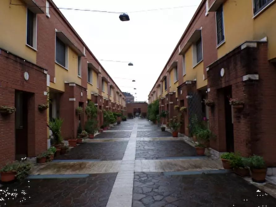 Immagine 3 di Villetta a schiera in vendita  in Via Silvio Pellico a Bollate