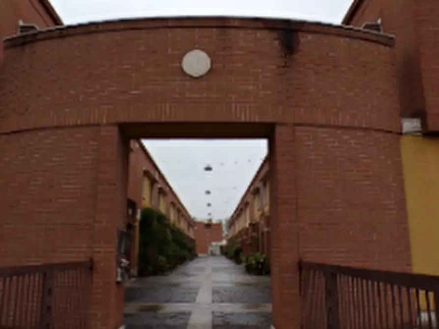 Immagine 2 di Villetta a schiera in vendita  in Via Silvio Pellico a Bollate