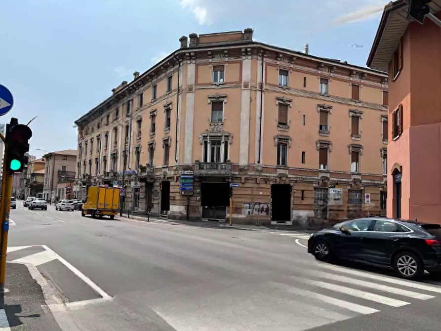 Immagine 1 di Magazzino in vendita  in via Fratelli Ugoni a Brescia