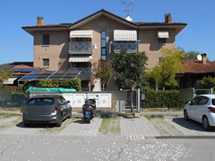 Immagine 1 di Appartamento in vendita  in Via Giuseppe Verdi a Castello D'argile