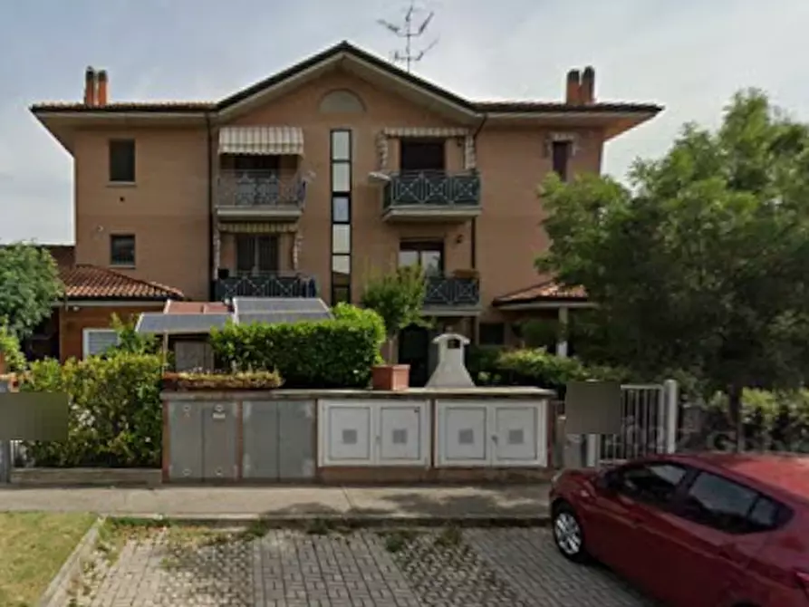 Immagine 8 di Appartamento in vendita  in Via Giuseppe Verdi a Castello D'argile