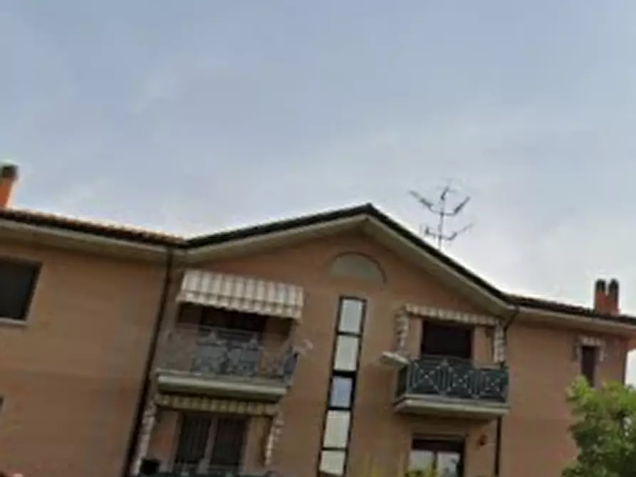 Immagine 11 di Appartamento in vendita  in Via Giuseppe Verdi a Castello D'argile