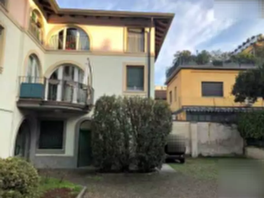 Immagine 1 di Ufficio in vendita  in Via Giovanni Chiassi  a Brescia