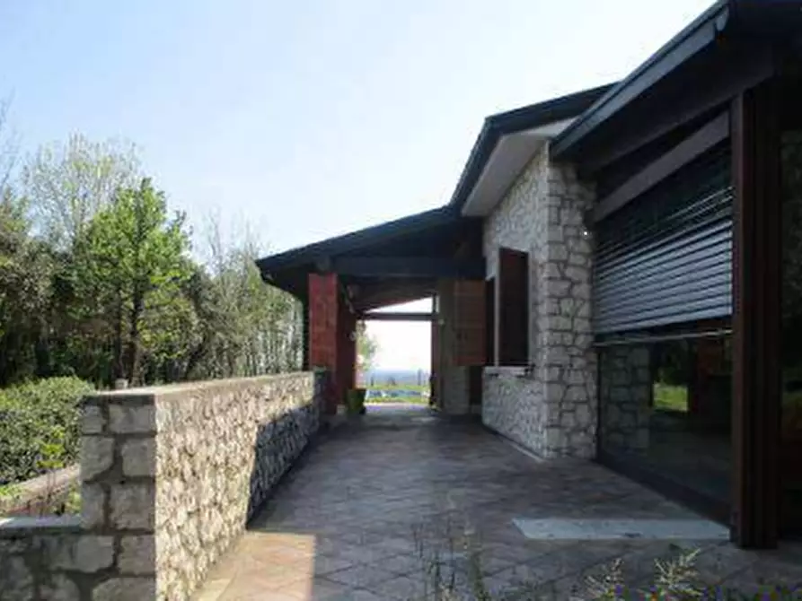 Immagine 3 di Villetta a schiera in vendita  in Via Luigi Cadorna a Sarmede