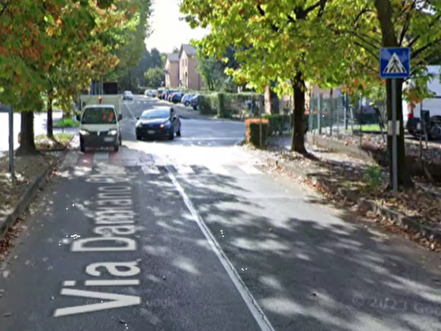 Immagine 10 di Ufficio in vendita  in Via Damiano Chiesa a Vimercate