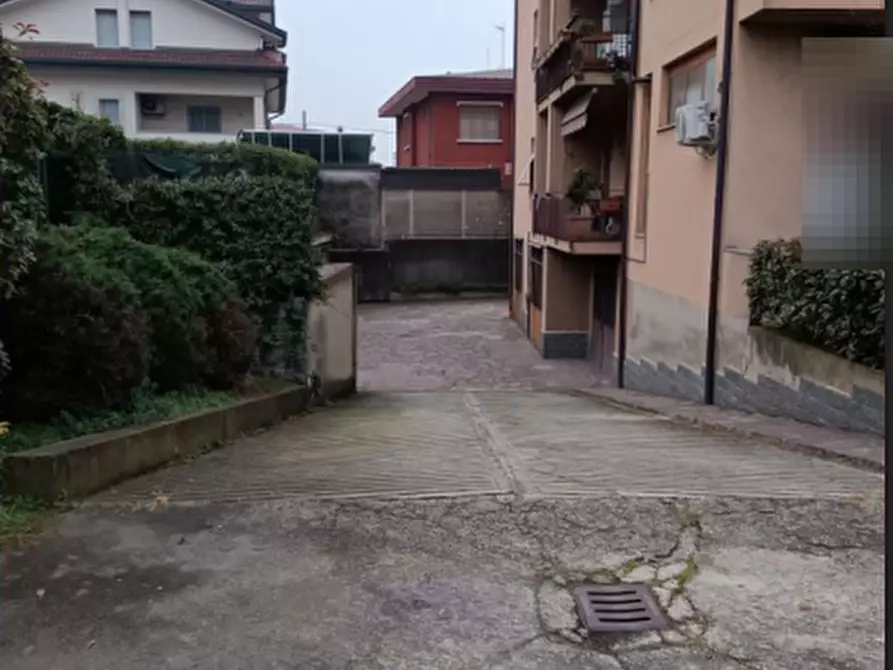 Immagine 2 di Appartamento in vendita  in Via Tre Venezie a Meda