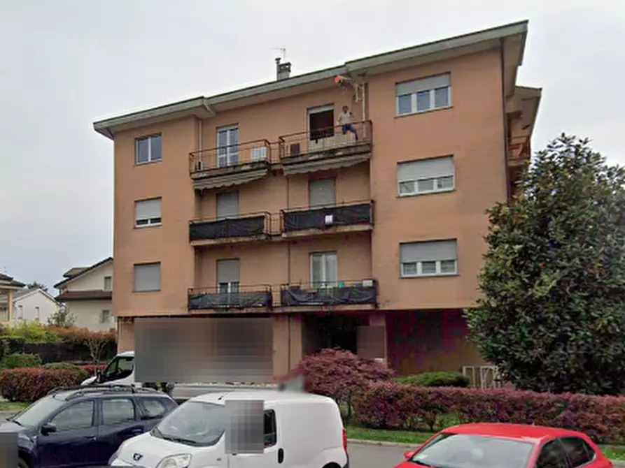 Immagine 6 di Appartamento in vendita  in Via Tre Venezie a Meda