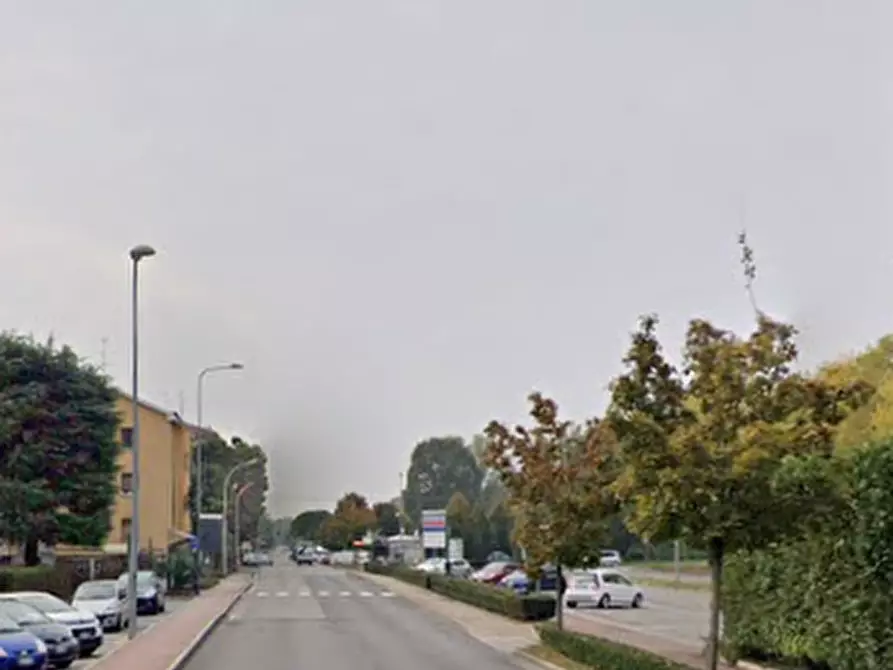 Immagine 9 di Appartamento in vendita  in Via Tre Venezie a Meda