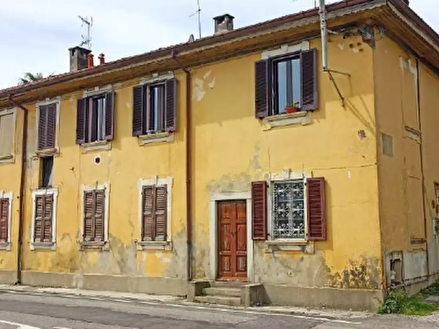 Immagine 2 di Appartamento in vendita  in Via Giovanni Cimabue a Besana In Brianza