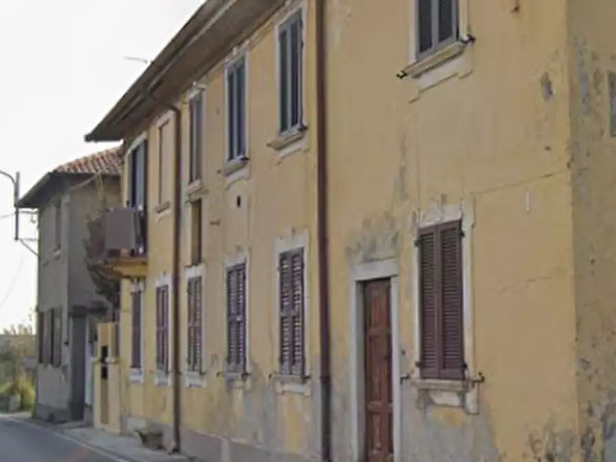 Immagine 3 di Appartamento in vendita  in Via Giovanni Cimabue a Besana In Brianza