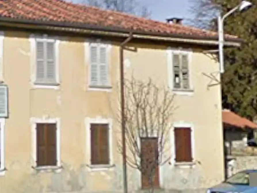 Immagine 6 di Appartamento in vendita  in Via Giovanni Cimabue a Besana In Brianza