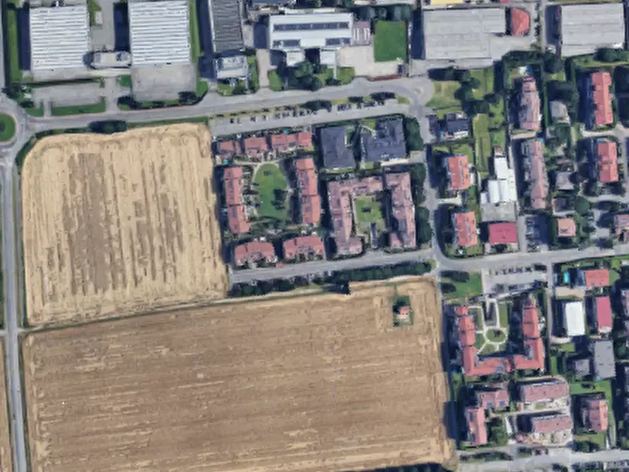 Immagine 10 di Garage in vendita  in  Via Vimercate a Ornago