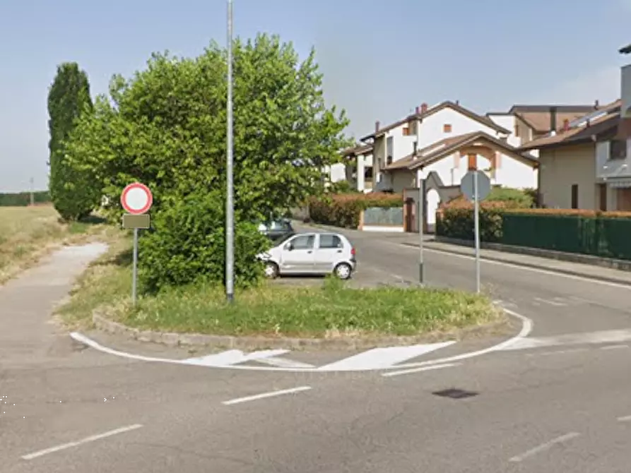 Immagine 7 di Garage in vendita  in  Via Vimercate a Ornago