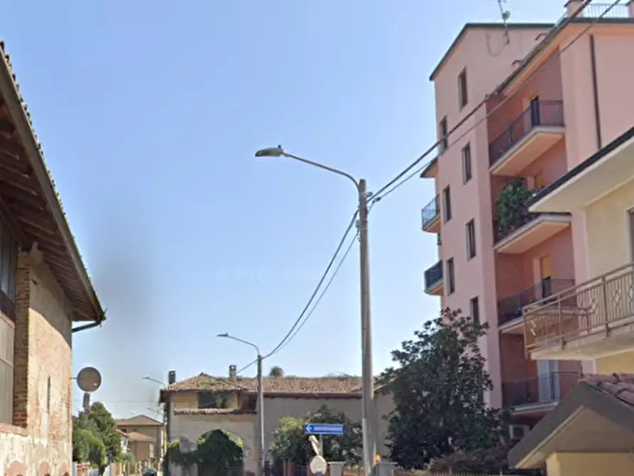 Immagine 7 di Appartamento in vendita  in Via Duchessa Marianna a Besate