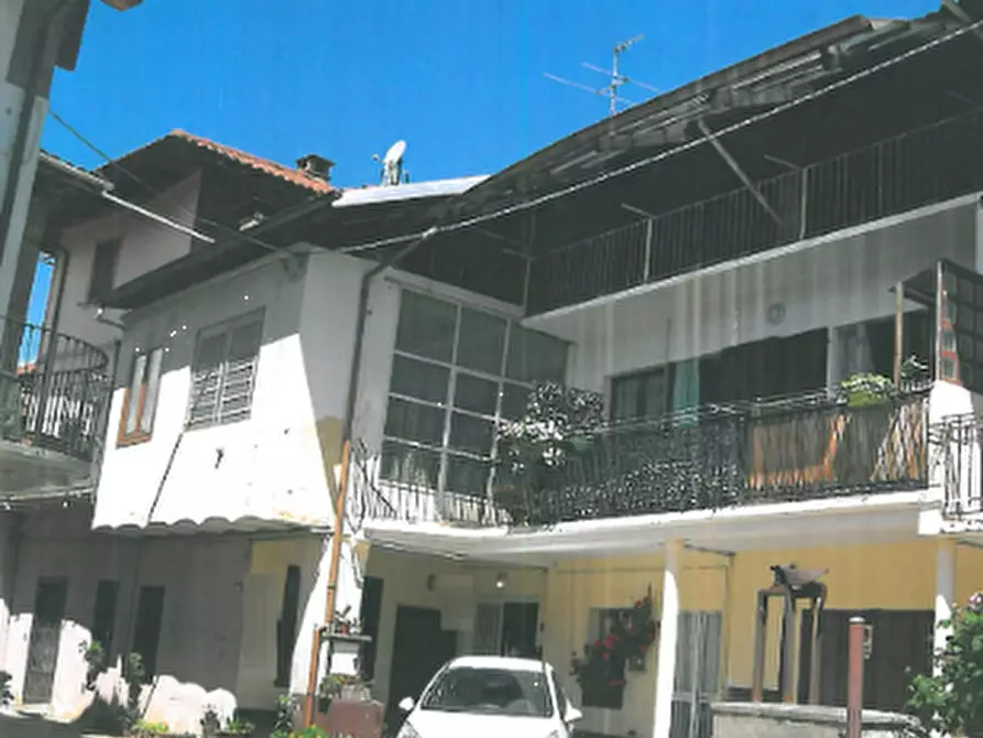 Immagine 4 di Appartamento in vendita  in Via Torino a Balangero