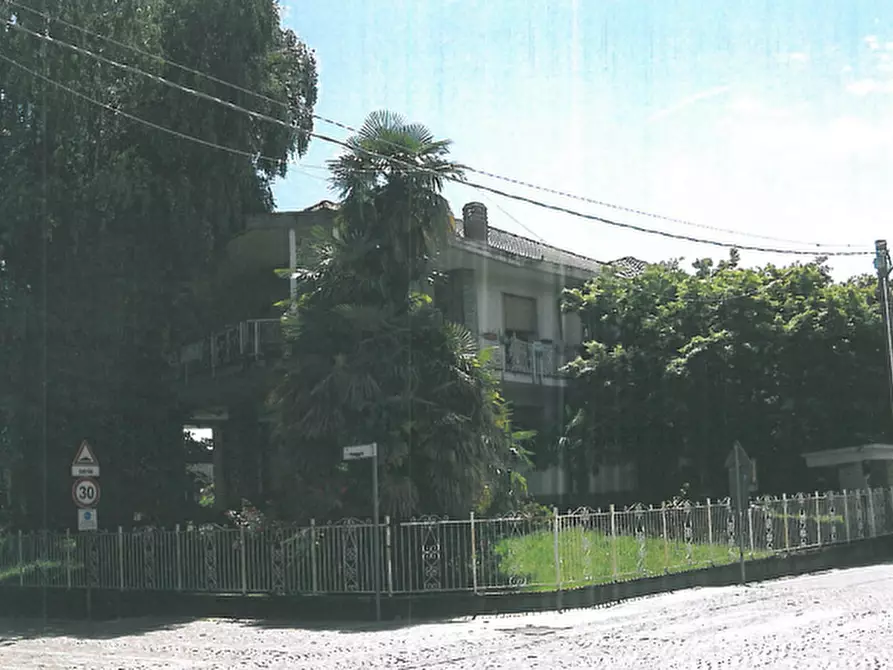 Immagine 1 di Appartamento in vendita  a Balangero