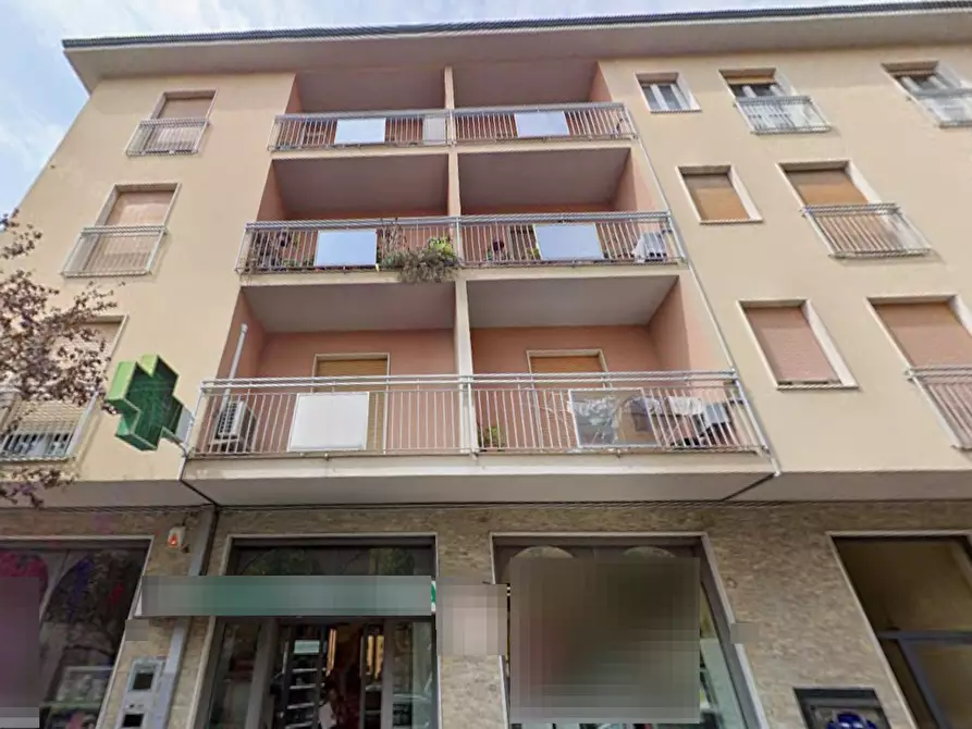 Immagine 5 di Appartamento in vendita  in Via Volta a Ceriano Laghetto