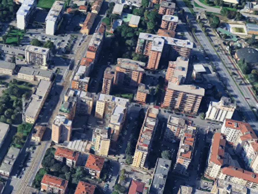 Immagine 10 di Negozio in vendita  a Firenze