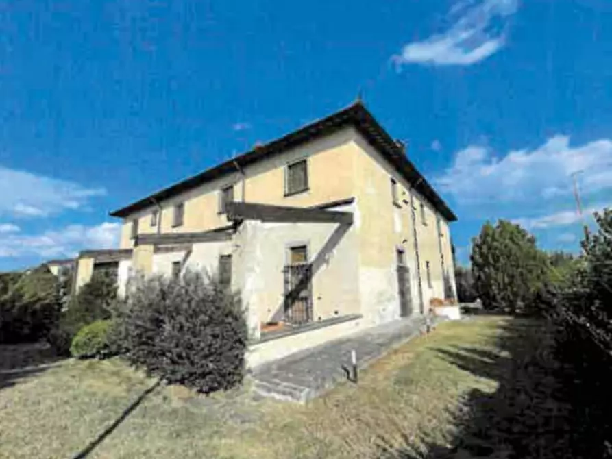 Immagine 5 di Casa indipendente in vendita  in Via di Giramonte a Prato