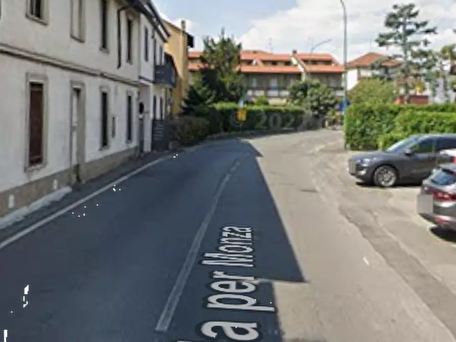 Immagine 3 di Garage in vendita  in Via per Monza a Cologno Monzese