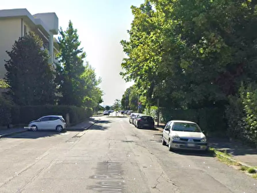 Immagine 8 di Appartamento in vendita  in Via Giulio Pastore a Prato