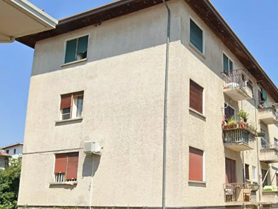 Immagine 7 di Appartamento in vendita  in Via Antonio Canova  a Conegliano