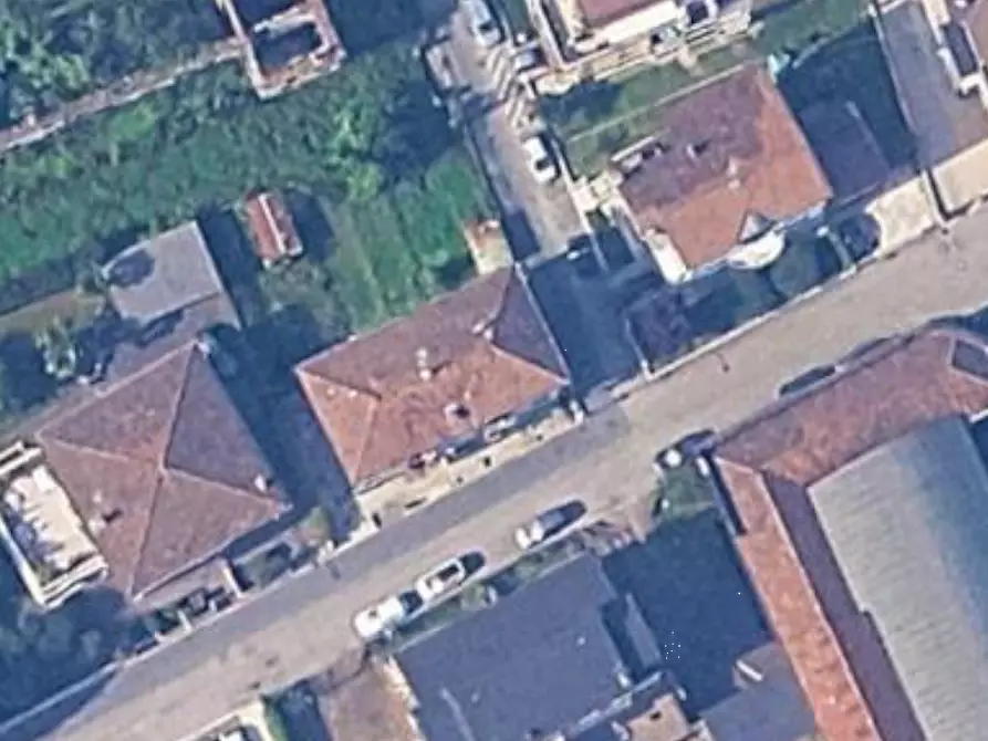 Immagine 16 di Appartamento in vendita  in Via Antonio Canova  a Conegliano